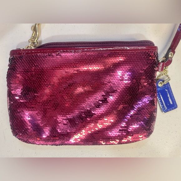 Coach Limited Edition Poppy Pouch - Picture 5 of 7